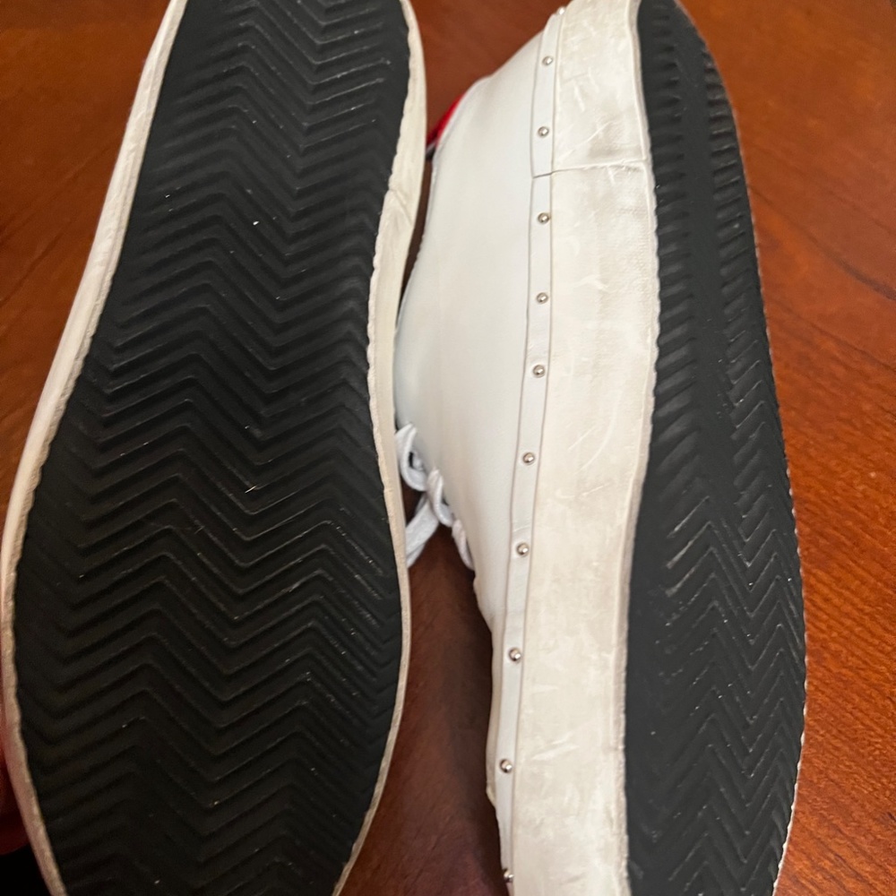 Shoes - Picture 4 of 4